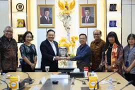 Otto tegaskan komitmen sinkronisasi atasi kendala administrasi gereja