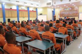 Sebanyak 45 CPNS Basarnas ikuti pelatihan dasar SAR angkatan XCVIII