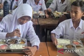 SPPG sebut program MBG jangkau 146.933 siswa di Maluku hingga November 2025