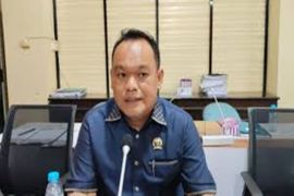 Wakil Ketua DPRD Kotabaru meminta Eksekutif segera merealisasikan rogram Kotabaru Cerdas