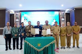 Teken MoU, Syah Afandin: Bank Sumut mitra utama pemerintah Langkat