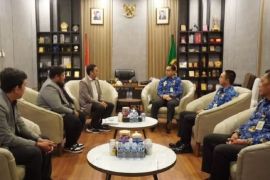 Wali Kota minta IAI Sumut gencarkan edukasi penggunaan obat