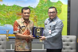 Gubernur Jateng usulkan posbankum yang terbentuk berkolaborasi dengan KMP