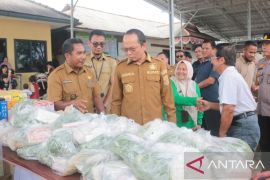 Tingkatkan daya beli, Pemkab Bangka Tengah gelar gerakan pangan murah
