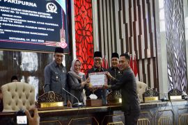 DPRD Kotabaru sepakati empat Raperda