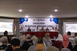 Pemkot Kediri edukasi pemilik toko yang tolak rokok ilegal