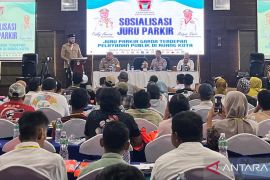 Pemkot Padang latih juru parkir untuk kuatkan citra kota wisata
