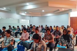 Unpatti Ambon tingkatkan kompetensi teknisi dan Laboran melalui pelatihan K3 tingkatkan SDM