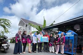 Bank Kalsel dan Bank Sampah Bahe'Mart kerja sama daur ulang