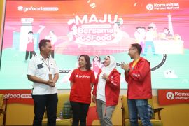 Berkat digitalisasi, merchant GoFood ini jual ratusan porsi tiap hari