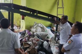 Pemkot Pariaman operasikan PDU sampah bantuan KLHK