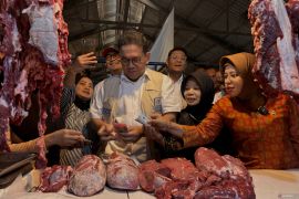 Mendag meninjau Pasar Cihapit Bandung cek stok pangan jelang Nataru
