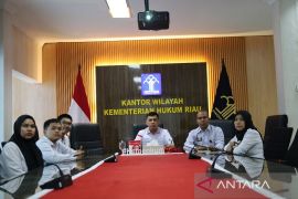 Kakanwil Kemenkum Riau Ikuti Peresmian Posbankum Desa Jateng Secara Virtual