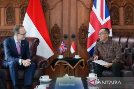 Ministry strengthens research, education partnership with UK