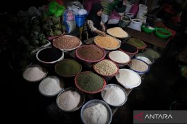 RI Govt targets graduation of 400,000 families from social aid