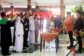 Sebanyak 244 ASN eselon III/IV Situbondo dirotasi