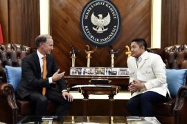 Temui Seskab Teddy, Dubes Belanda lapor agenda Ratu Maxima kunjungi RI