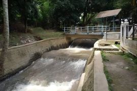 Pemkot Cimahi mencatat 16 titik bangunan liar yang menyalahi aturan