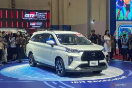 Toyota New Veloz Hybrid produksi lokal diluncurkan