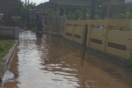 Sungai Cikalumpang meluap, 1.129 jiwa di Serang terdampak banjir