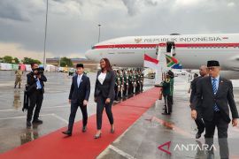 Gibran tiba di Afrika Selatan untuk KTT G20, disambut tari Pantsula