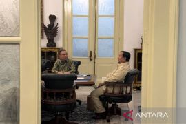 Prabowo-Dasco bertemu kembali, bahas kesejahteraan ojol-haji 2026