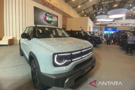 BAIC BJ30 Hybrid FWD ditampilkan di ajang GJAW 2025