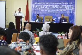 Kemenkes RI memberikan pelatihan bagi para penjamah pangan SPPG Kota Jayapura