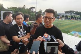 2.695 siswi adu kemampuan di seri penutup MilkLife Soccer Challenge