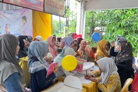 Warga Serang antusias ikuti program Sahabat Posyandu Alfamart