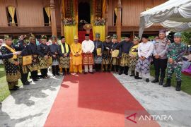 Geleri Foto - Jejak Peradaban di Negeri Seribu Suluk: Gubernur Riau Resmikan Istana Rokan