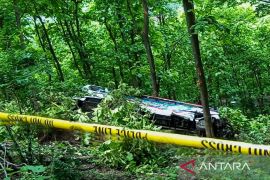 Polres Situbondo tangani kecelakaan bus terjun ke jurang tujuh luka