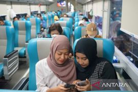 KAI terapkan aturan baru penumpang bawa power bank di kereta api