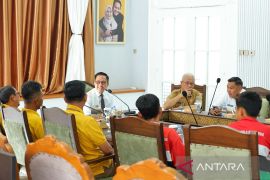 Pemkot Palembang fasilitasi Diklat Sepakbola bina generasi atlet