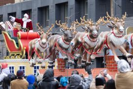 Menengok kemeriahan Original Santa Claus Parade 2025 di Toronto