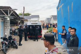 Peluru tank meledak digerinda pemulung, langsung meninggal dunia