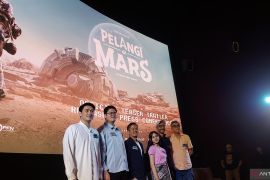 Sutradara ceritakan proses produksi penuh eksperimen "Pelangi di Mars"