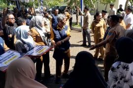 Kantor Pos: Ada 44.560 warga Malut penerima BLTS Kesra