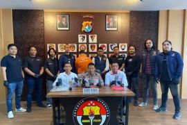 Polda Sulbar tangkap karyawan BUMN pencuri dana desa