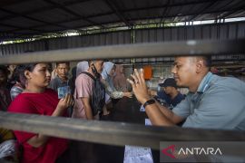 Penyaluran Bantuan BLTS Kesra di Indramayu