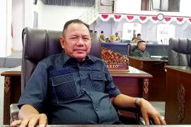 Legislator Barut harapkan OPD laksanakan surat edaran shalat fardu saat jam kerja