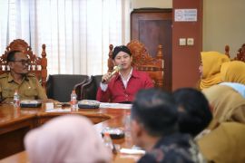 Bupati Trenggalek: Pemdes berperan aktif turunkan angka perkawinan anak