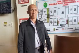 Terdakwa dugaan korupsi tanam tumbuh dituntut 8,6 tahun penjara