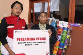 Pertamina Patra Niaga salurkan bantuan bagi warga terdampak Semeru