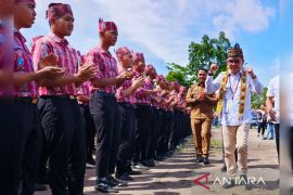 Gubernur Kalteng: Hormati dan cintai guru