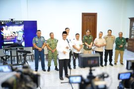 Amran: Beras-gula impor ilegal ditindak sebelum sandar di Batam