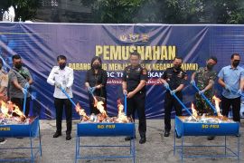 Bea Cukai Pekanbaru Musnahkan Barang Sitaan Senilai Rp20,18 Miliar