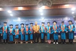 Akpar ULCLA wisuda 11 ahli madya perhotelan, cetak SDM pariwisata unggul