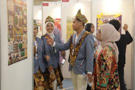 Unhas pamerkan 417 poster inovasi di Pimnas 2025