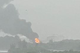 BPBD Lhokseumawe kerahkan dua armada padamkan kebakaran tangki kondensat PGE